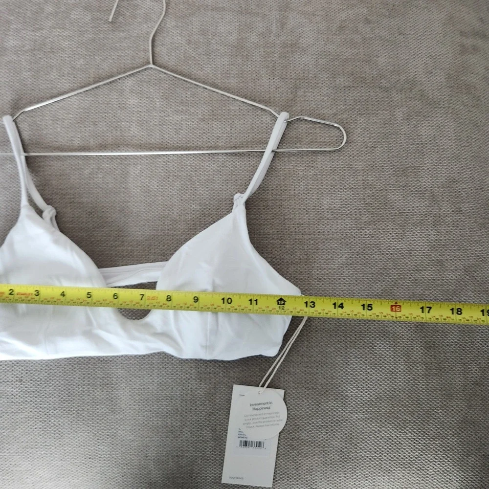 Vuori Small White All The Form Micro Bra NWT